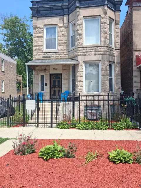 3912 W Fillmore St, Chicago, IL 60624