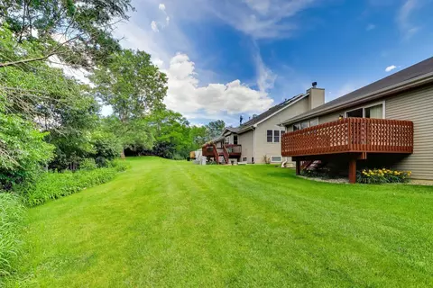 Exterior - 231 Hillcrest Ln, Steger, IL 60475 photo 10 of 10