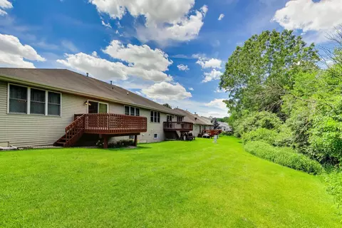 Exterior - 231 Hillcrest Ln, Steger, IL 60475 photo 9 of 10