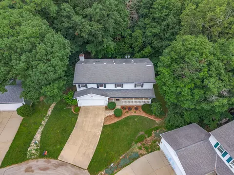 View/Area - 3 Shagbark Ct, Bloomington, IL 61701 photo 1 of 4