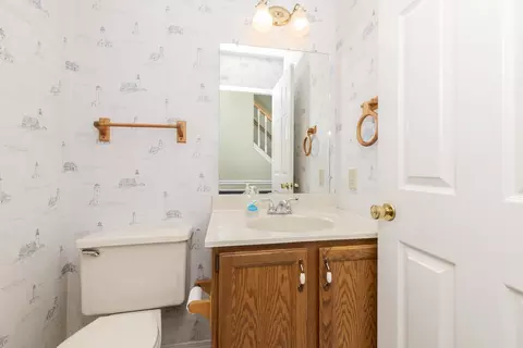 Bath - 3 Shagbark Ct, Bloomington, IL 61701 photo 1 of 6