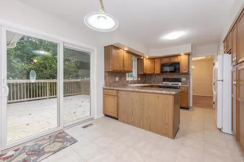 Kitchen - 3 Shagbark Ct, Bloomington, IL 61701 photo 1 of 4