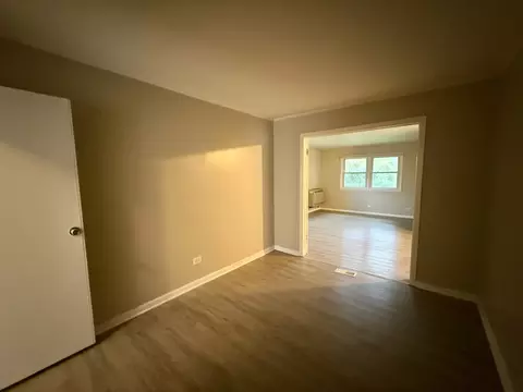 Living - 338 Waldmann Dr, Park Forest, IL 60466 photo 8 of 8