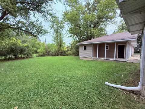 Exterior - 338 Waldmann Dr, Park Forest, IL 60466 photo 2 of 3