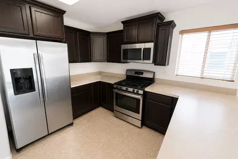 Kitchen - 1709 Windward Dr, Pingree Grove, IL 60140 photo 1 of 2