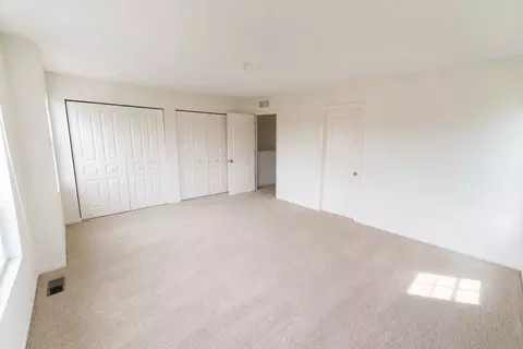 Bedroom - 1709 Windward Dr, Pingree Grove, IL 60140 photo 2 of 3