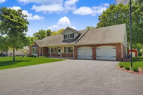24364 S Volbrecht Rd, Crete, IL 60417