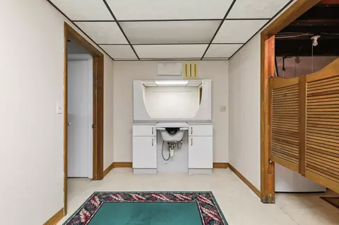 Bath - 1301 15th Street A St, Moline, IL 61265 photo 3 of 4