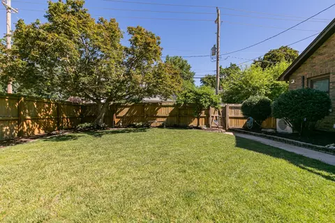 Exterior - 1301 15th Street A St, Moline, IL 61265 photo 8 of 15