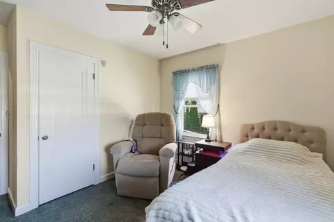 Bedroom - 1301 15th Street A St, Moline, IL 61265 photo 5 of 6