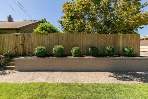 Exterior - 1301 15th Street A St, Moline, IL 61265 photo 15 of 15