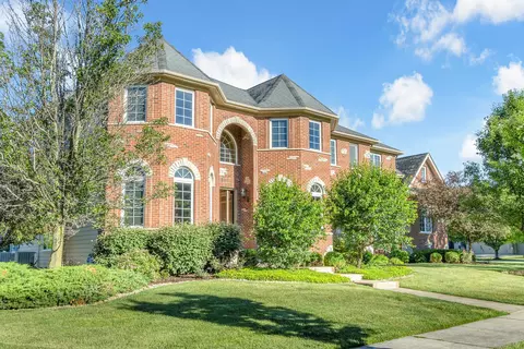 1948 Saddle Farm Ln, Naperville, IL 60564