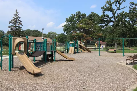 Other - 208 Parkview Rd, Riverside, IL 60546 photo 8 of 10