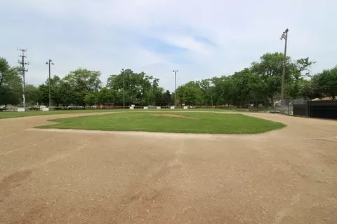 Other - 208 Parkview Rd, Riverside, IL 60546 photo 10 of 10