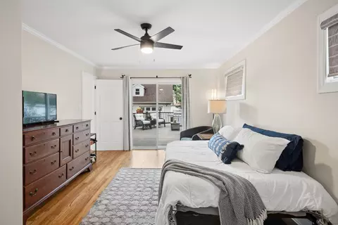 Bedroom - 208 Parkview Rd, Riverside, IL 60546 photo 1 of 6