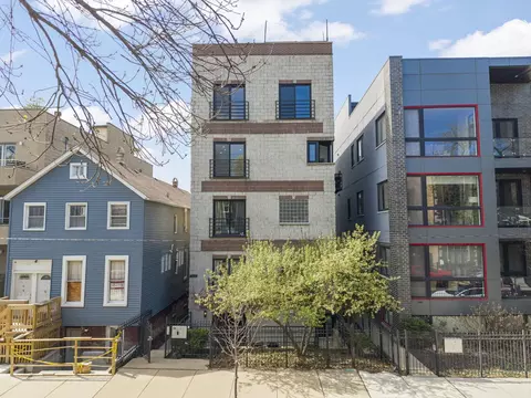 1016 N Marshfield Ave #4, Chicago, IL 60622