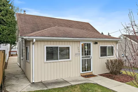 Exterior - 306 Johnson St, East Dundee, IL 60118 photo 2 of 7
