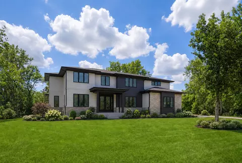 1138 S Ridge Rd, Lake Forest, IL 60045