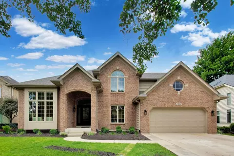 2432 Legacy Dr, Aurora, IL 60502