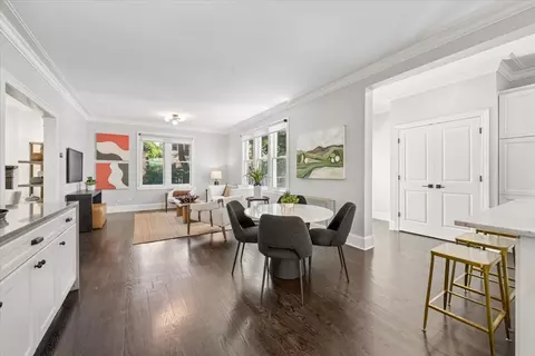 Dining - 712 Ingleside Pl, Evanston, IL 60201 photo 2 of 2