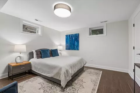 Bedroom - 712 Ingleside Pl, Evanston, IL 60201 photo 4 of 5