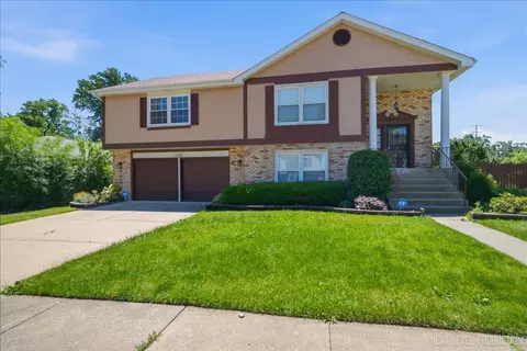 3125 Shagbark Ln, Hazel Crest, IL 60429