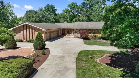 5 N750 Medinah Rd, Medinah, IL 60157