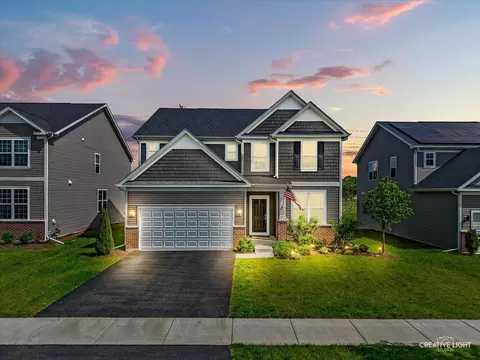 2531 Accolade Ave, Naperville, IL 60564