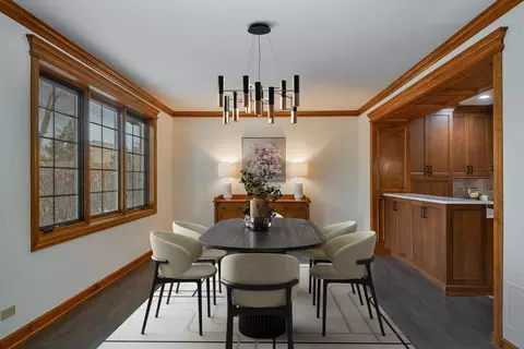 Dining - 2009 Mackenzie Pl #2009, Wheaton, IL 60187 photo 2 of 5