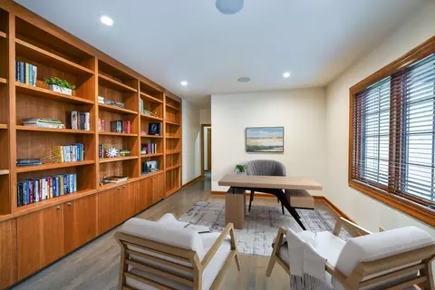 Other - 2009 Mackenzie Pl #2009, Wheaton, IL 60187 photo 4 of 11