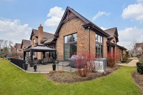 Other - 2009 Mackenzie Pl #2009, Wheaton, IL 60187 photo 9 of 11