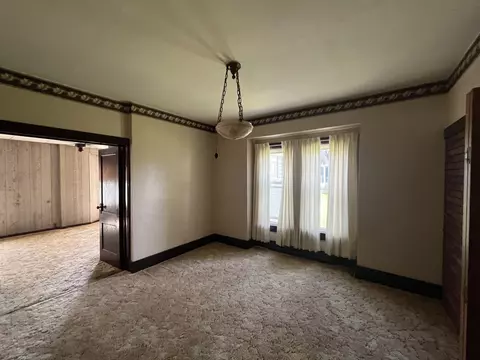 Living - 209 N School St, Atkinson, IL 61235 photo 3 of 5