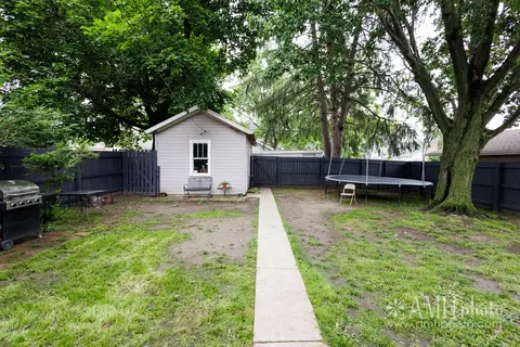 Exterior - 980 S Myrtle Ave, Kankakee, IL 60901 photo 10 of 12