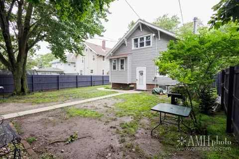 Exterior - 980 S Myrtle Ave, Kankakee, IL 60901 photo 9 of 12