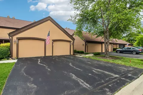 1462 Fairfax Ln, Buffalo Grove, IL 60089