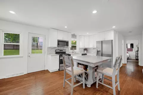 Kitchen - 12617 W Francis Rd, Mokena, IL 60448 photo 1 of 2