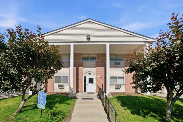 670 Marilyn Ave #208, Glendale Heights, IL 60139