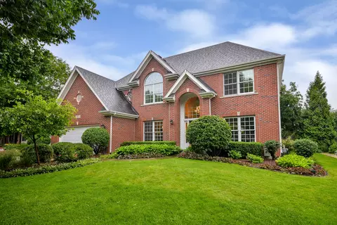 26 W039 Marion Ave, Wheaton, IL 60187