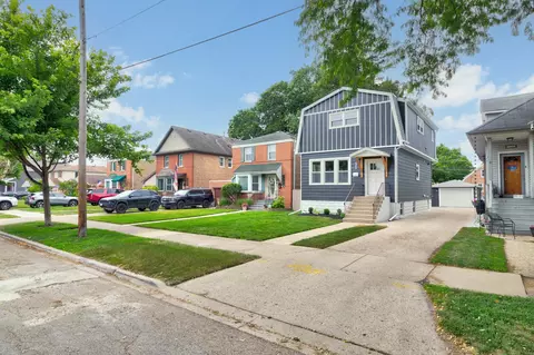 10528 S Lawndale Ave, Chicago, IL 60655