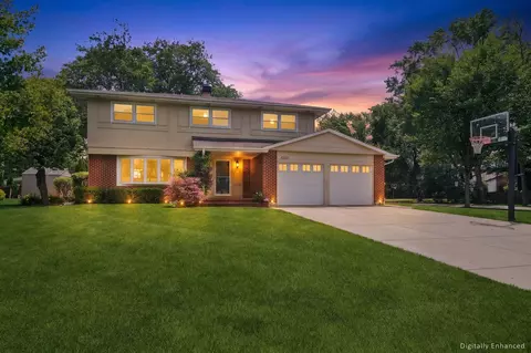 1201 E Barberry Ln, Mount Prospect, IL 60056