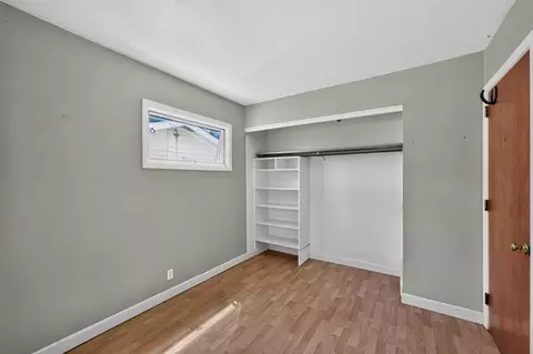Bedroom - 207 River Dr, Dekalb, IL 60115 photo 4 of 5