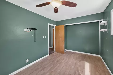 Bedroom - 207 River Dr, Dekalb, IL 60115 photo 3 of 5