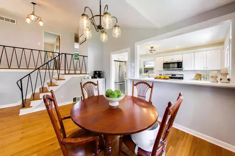 Dining - 586 E Park Ave, Elmhurst, IL 60126 photo 2 of 2