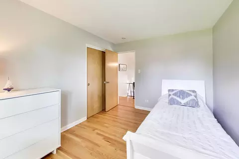 Bedroom - 586 E Park Ave, Elmhurst, IL 60126 photo 7 of 7