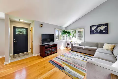 Other - 586 E Park Ave, Elmhurst, IL 60126 photo 1 of 6