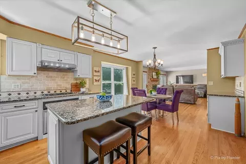 265 Moders Ave, Cary, IL 60013 photo 13
