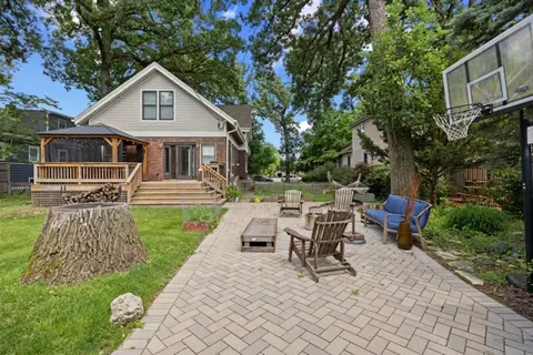 Exterior - 22 Keystone Ave, River Forest, IL 60305 photo 5 of 6