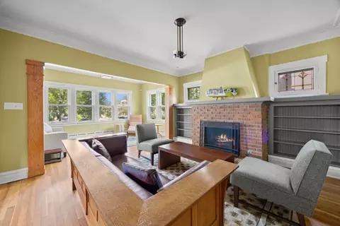 Living - 22 Keystone Ave, River Forest, IL 60305 photo 3 of 4
