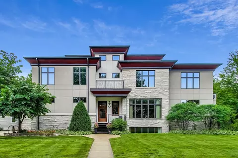 170 E South St, Elmhurst, IL 60126