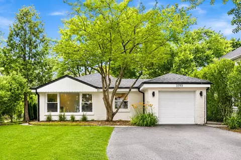 1099 Princeton Ave, Highland Park, IL 60035